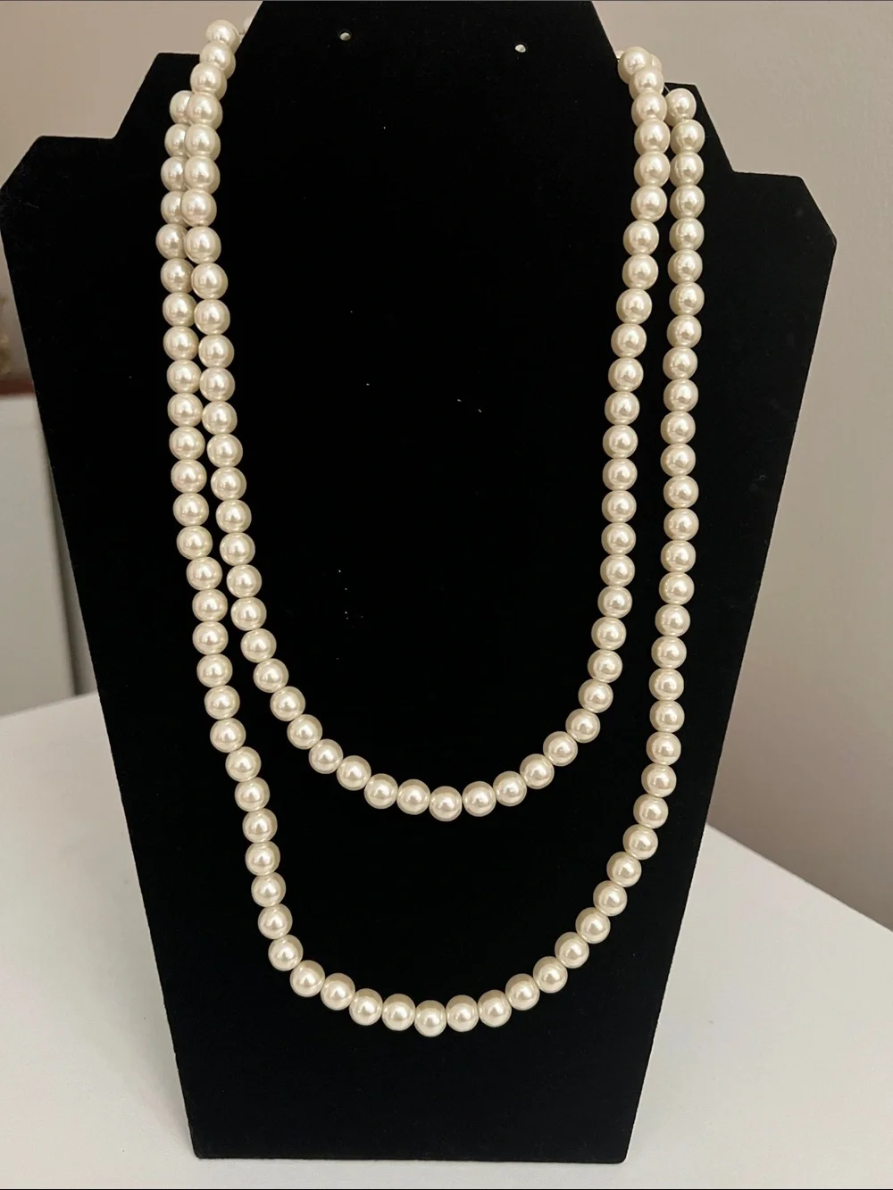 Long Faux Pearl Strand Necklace in Cream - Vintage